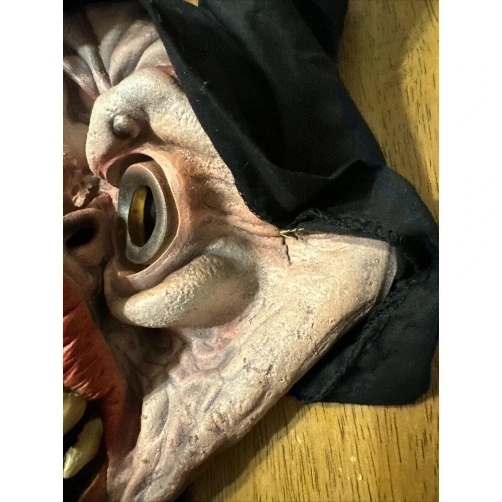 Vintage 2002 The‎ Paper Magic Haloween, Monster, Scare Mask , Sharp Teeth,scream